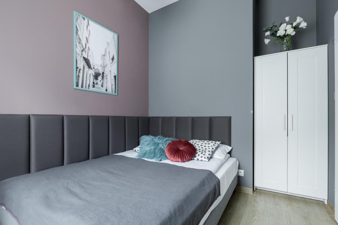 Friendhouse * Cracovia